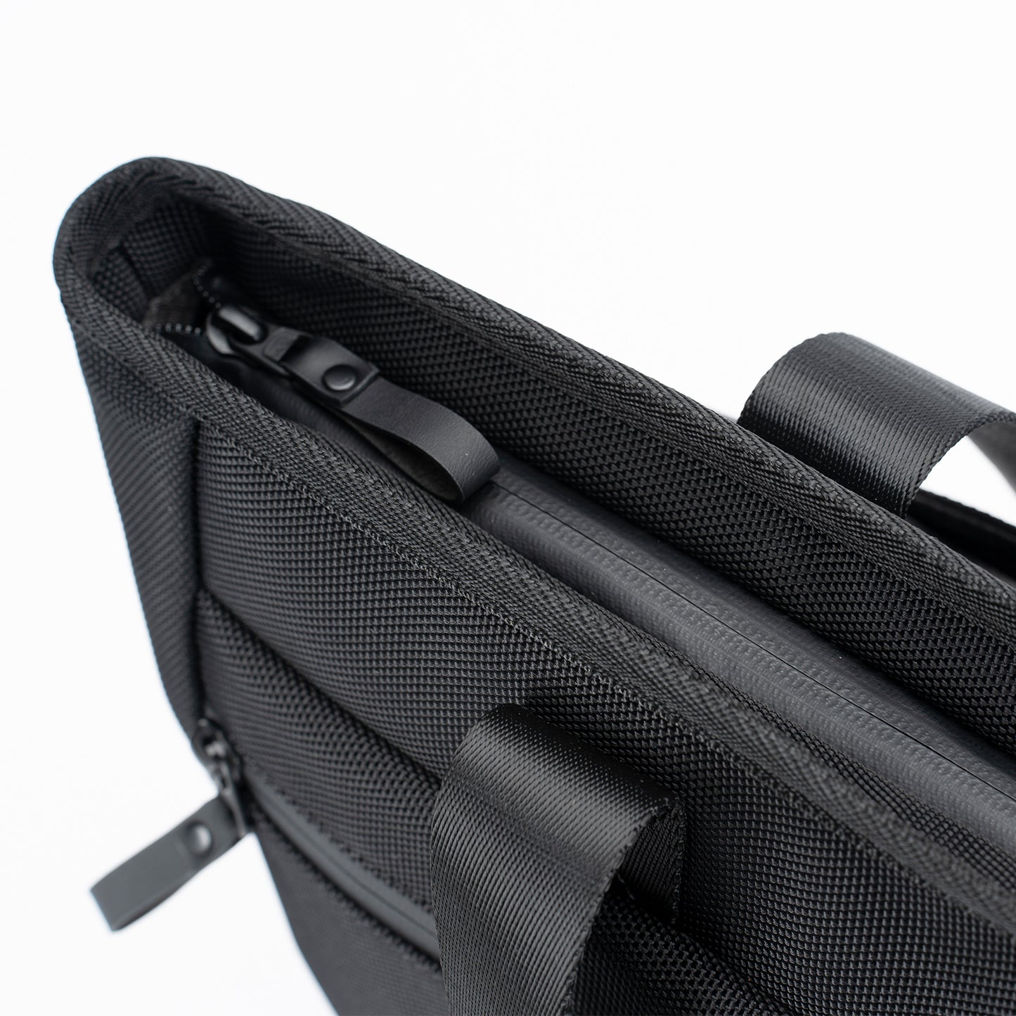 【ガジェット収納に特化】Tech Tote