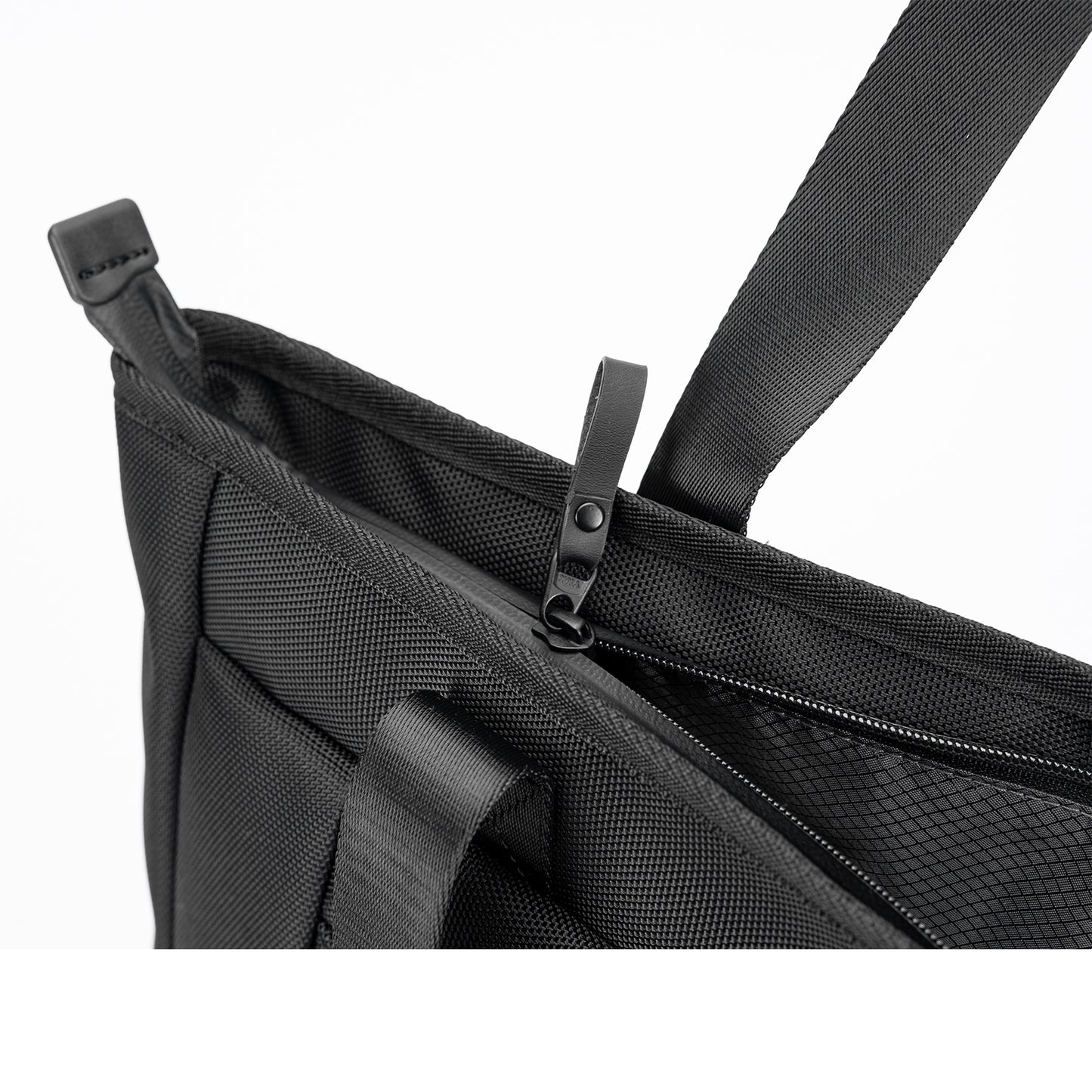 【ガジェット収納に特化】Tech Tote