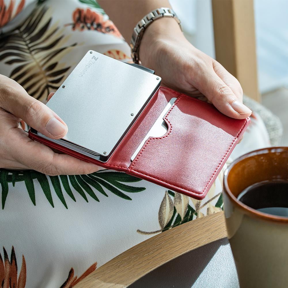 Quick Wallet+ レッド