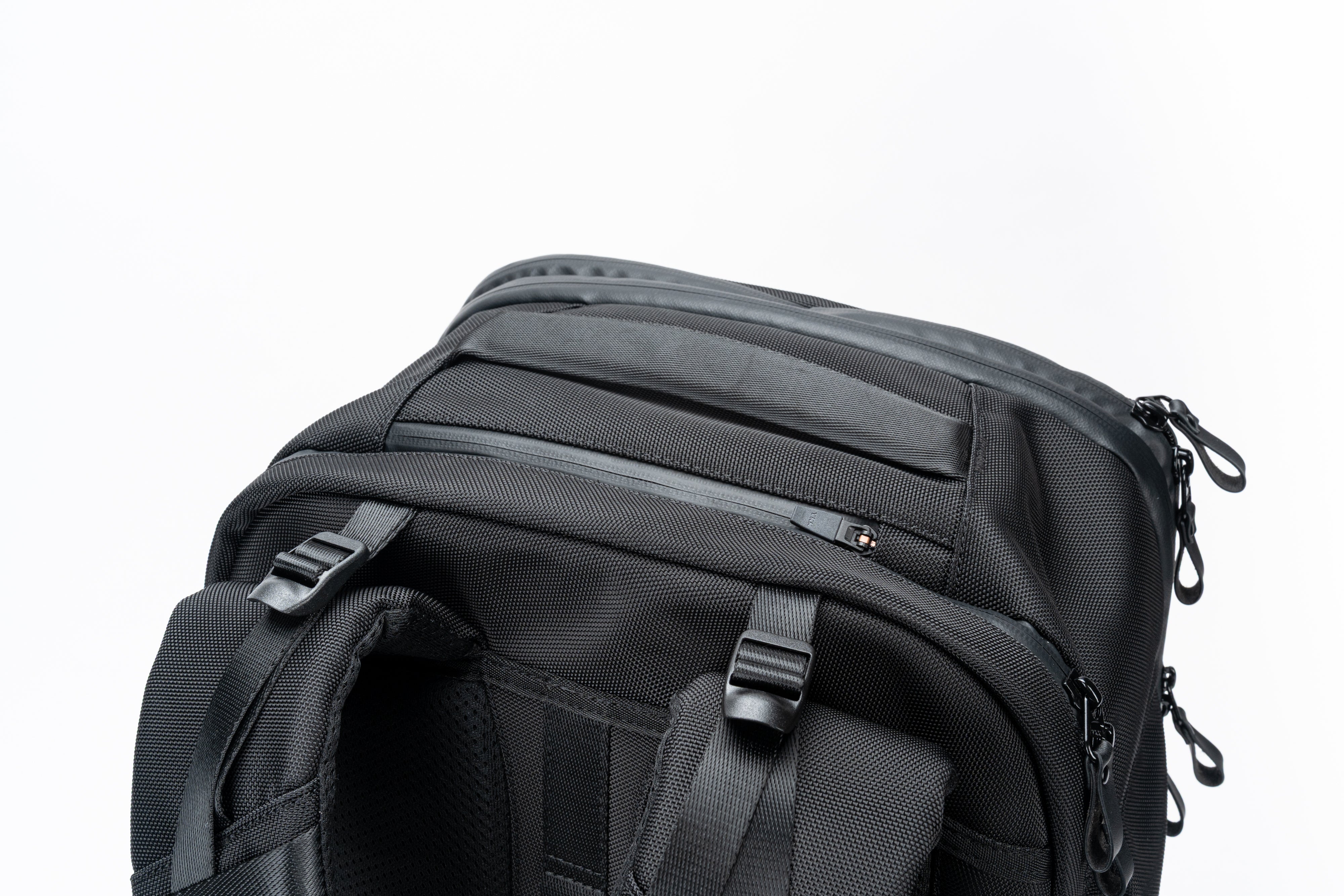 <pospos> ①背もたれ付き Nomad Pack – Zepirion(ゼピリオン)公式オンラインショップ